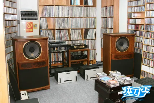 十八子视听会所 ----- Tannoy Ronald Hastings Rackham监听系统